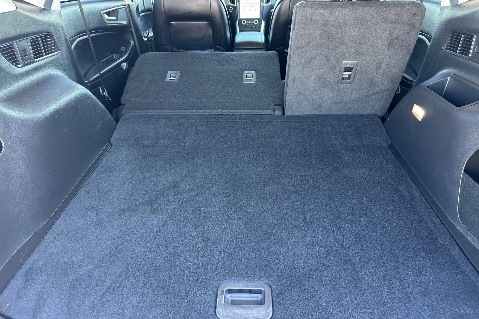 Used 2024 Ford Edge SEL w/ Convenience Package image 14