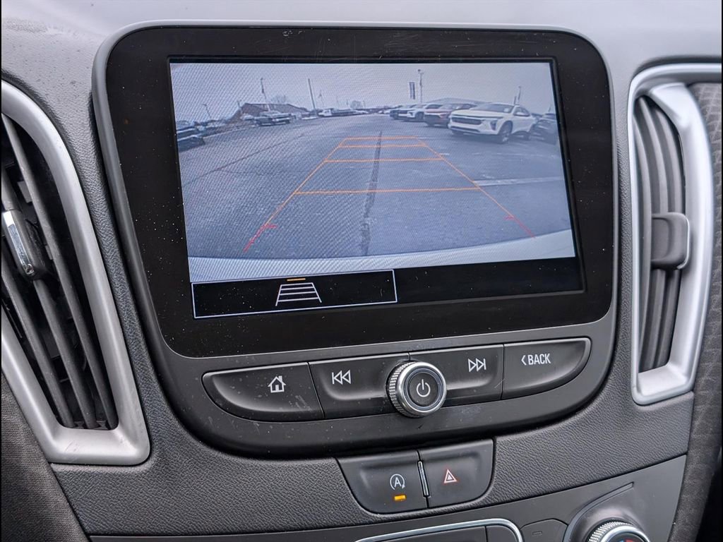 Used 2021 Chevrolet Malibu LS w/ Driver Confidence Package II image 9