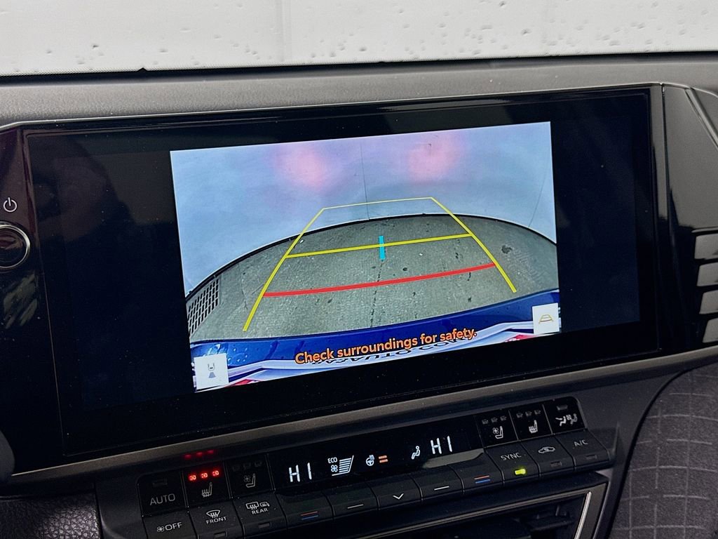 Used 2025 Toyota Camry XLE w/ Premium Package image 10