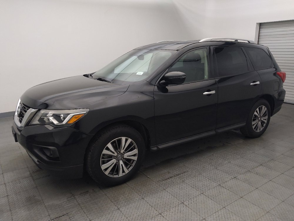 Used 2019 Nissan Pathfinder SV FWD image 2