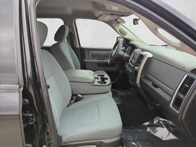 Used 2019 RAM 1500 Classic SLT AWD/4WD image 23