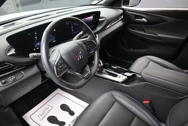 Used 2024 Buick Envista Sport Touring w/ Convenience I Package FWD image 18