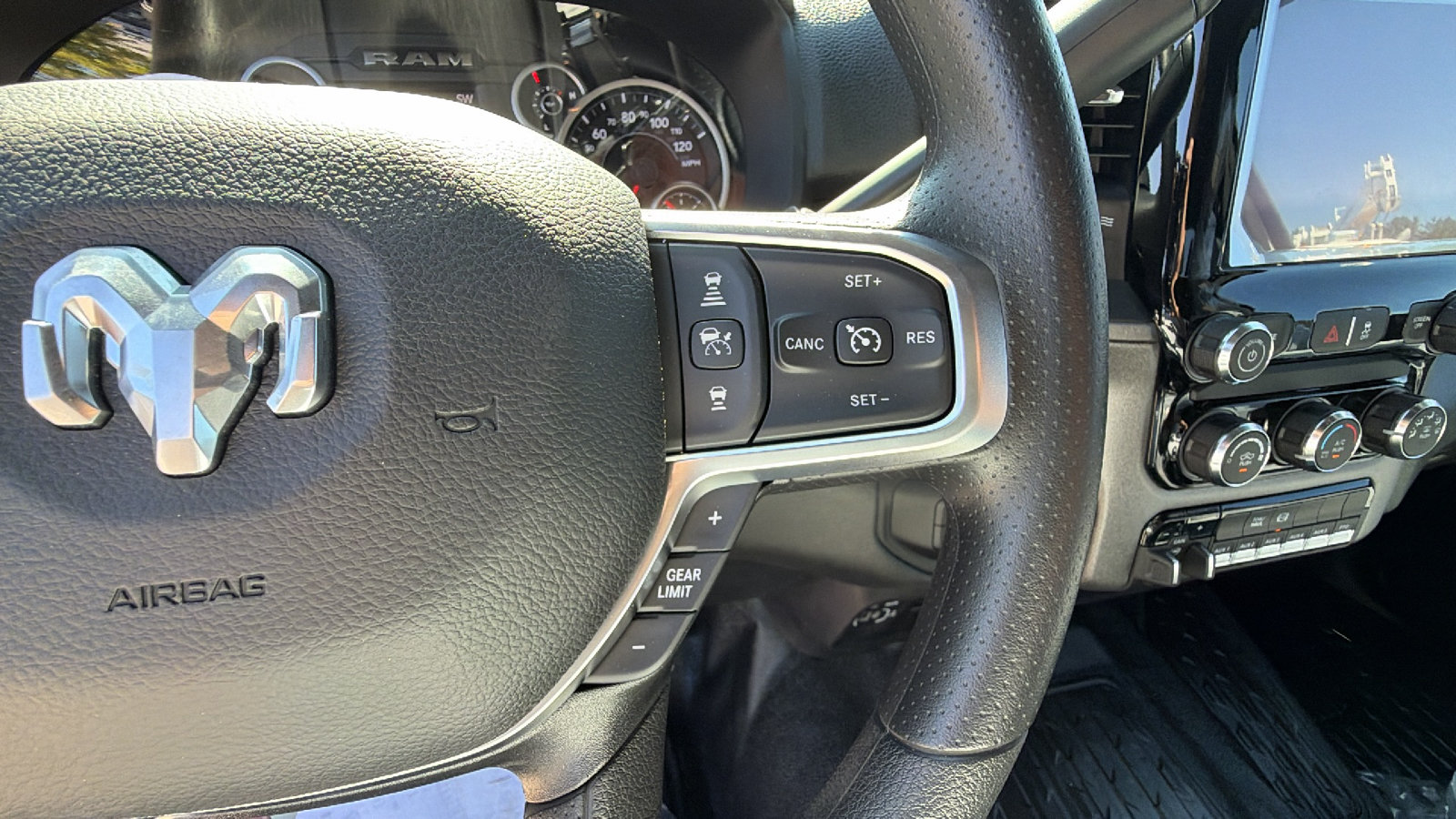 New 2026 RAM 5500 Tradesman w/ Chrome Appearance Group AWD/4WD image 26