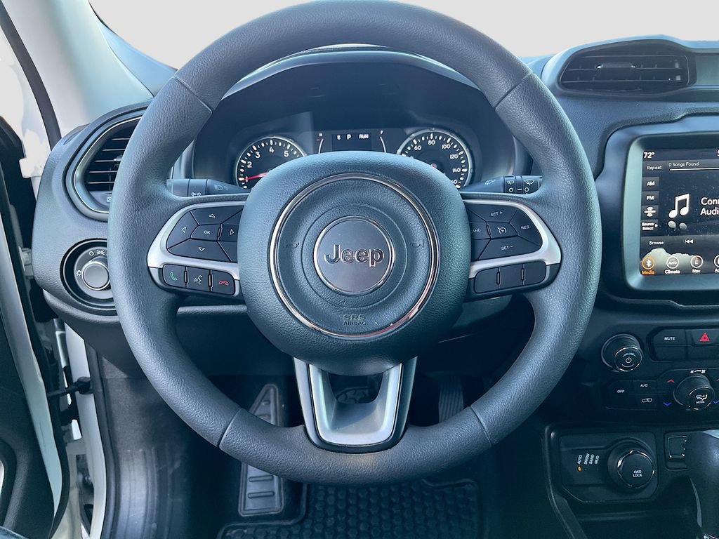 Used 2023 Jeep Renegade Latitude image 11