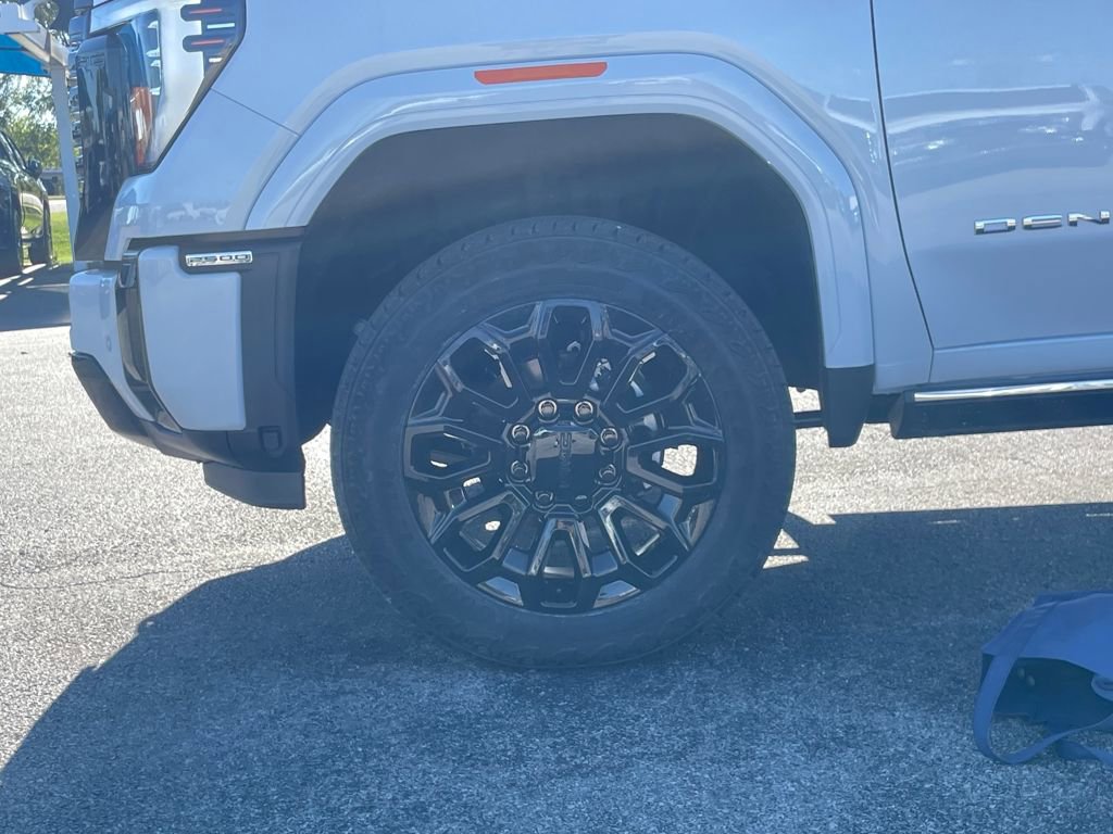 New 2026 GMC Sierra 2500 Denali Ultimate image 27