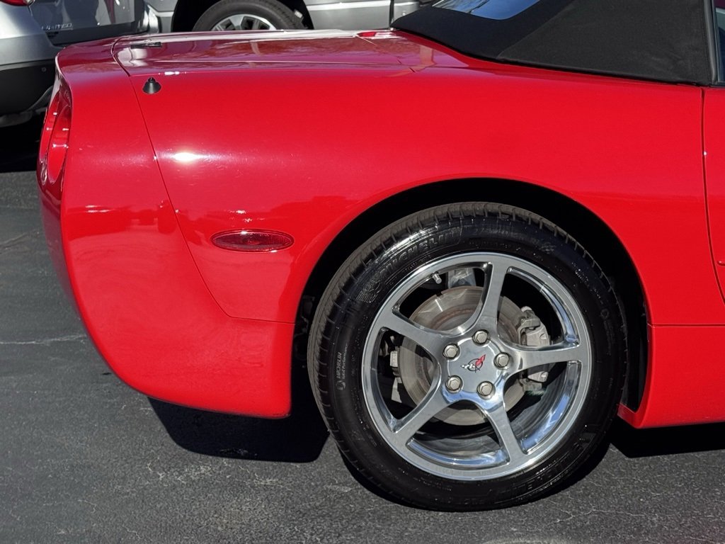 Used 2002 Chevrolet Corvette Base w/ Preferred Equipment Group2 image 32