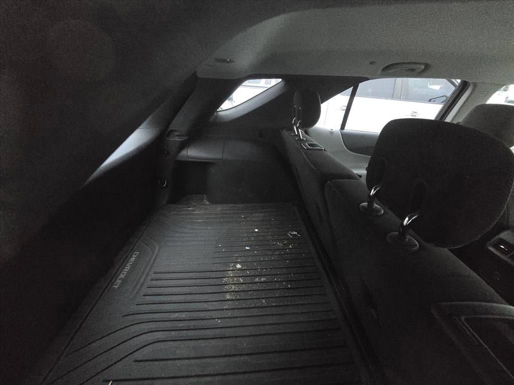 Used 2020 Chevrolet Equinox LS w/ LPO, Floor Liner Package FWD image 7