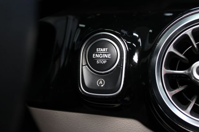 Used 2021 Mercedes-Benz GLA 250 w/ Premium Package image 15