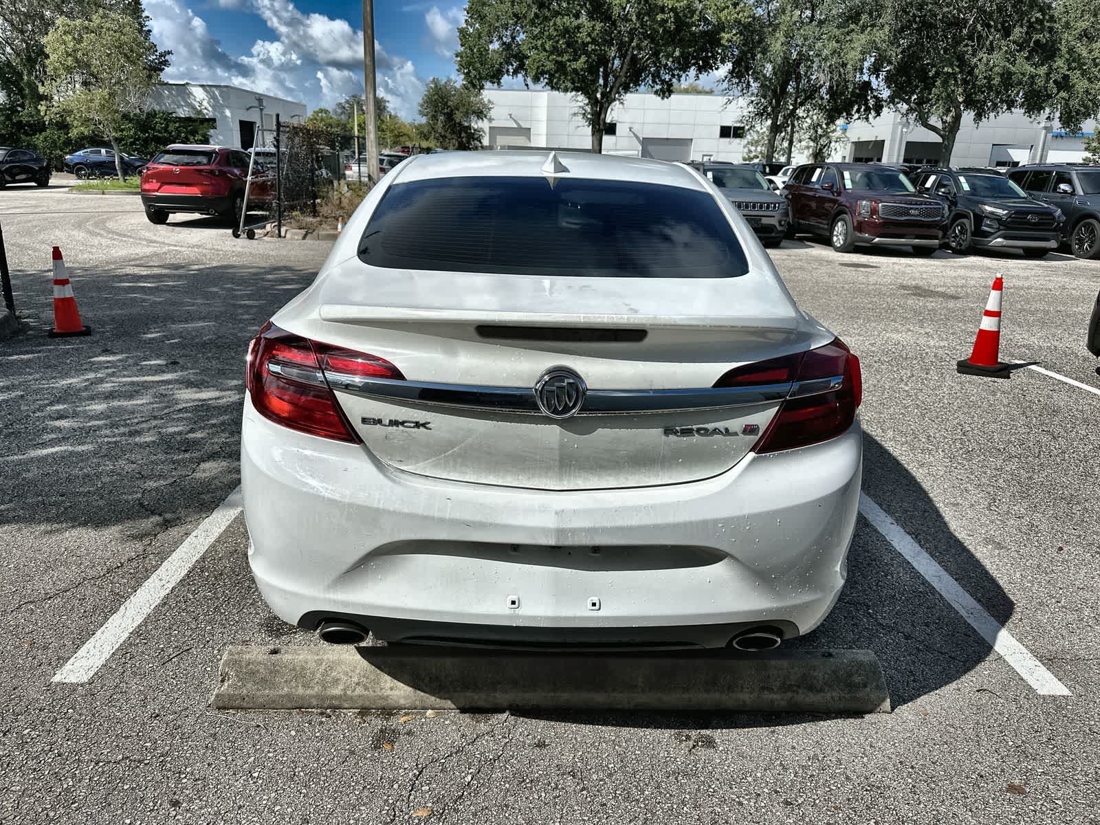 Used 2017 Buick Regal Sport Touring FWD image 7