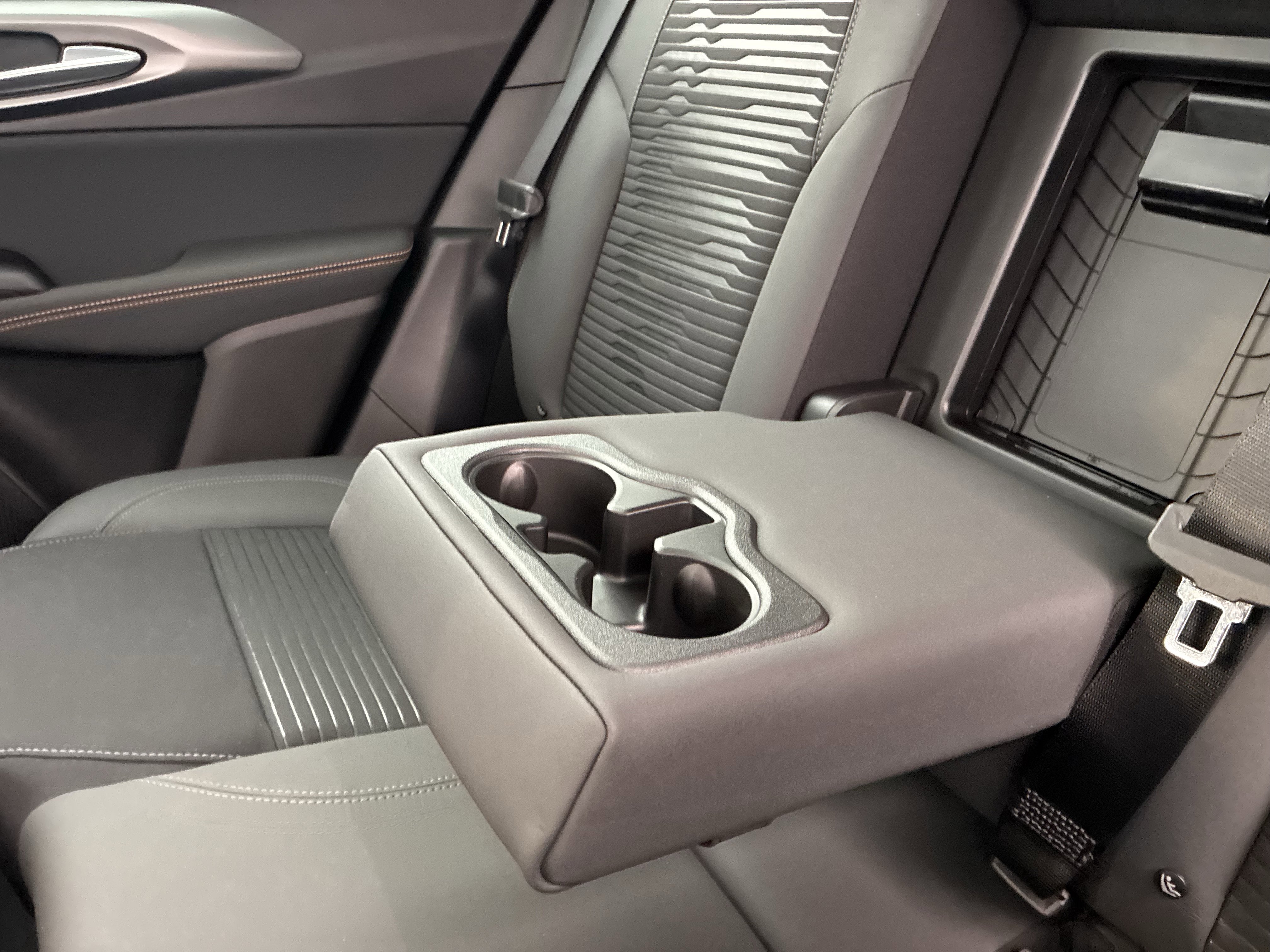 New 2026 Alfa Romeo Tonale Sprint AWD/4WD image 30