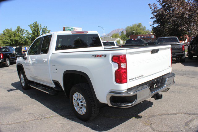 Used 2023 Chevrolet Silverado 2500 LT image 11