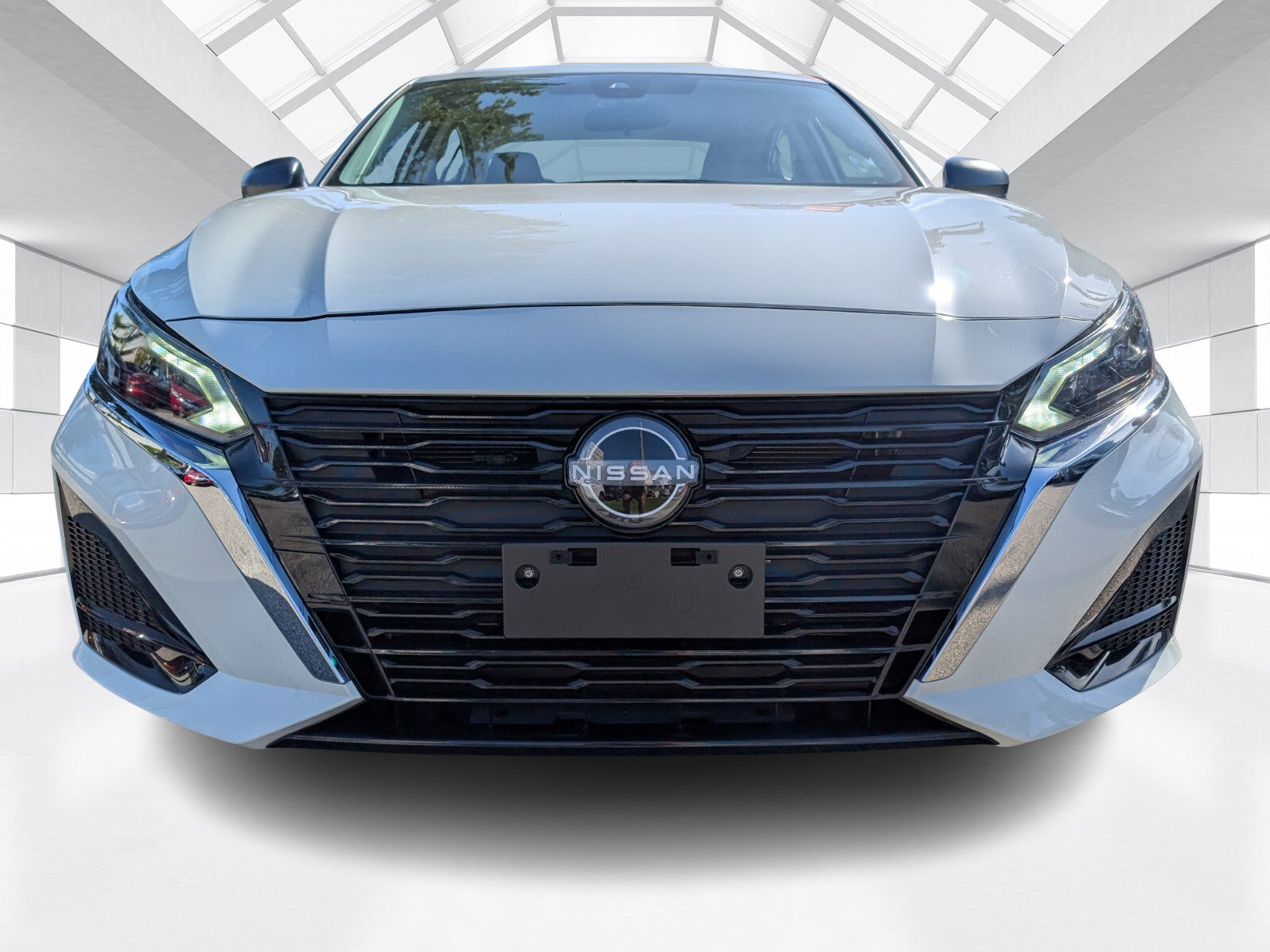 Certified 2025 Nissan Altima 2.5 S image 2