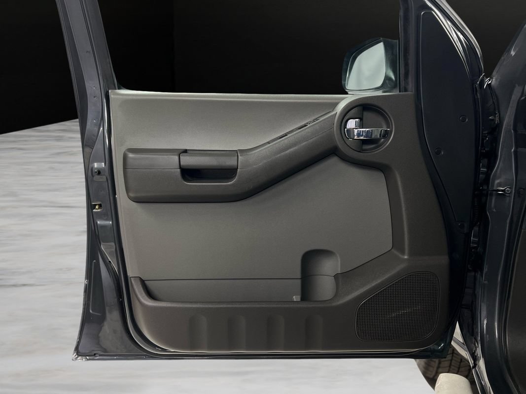 Used 2013 Nissan Xterra S RWD image 24