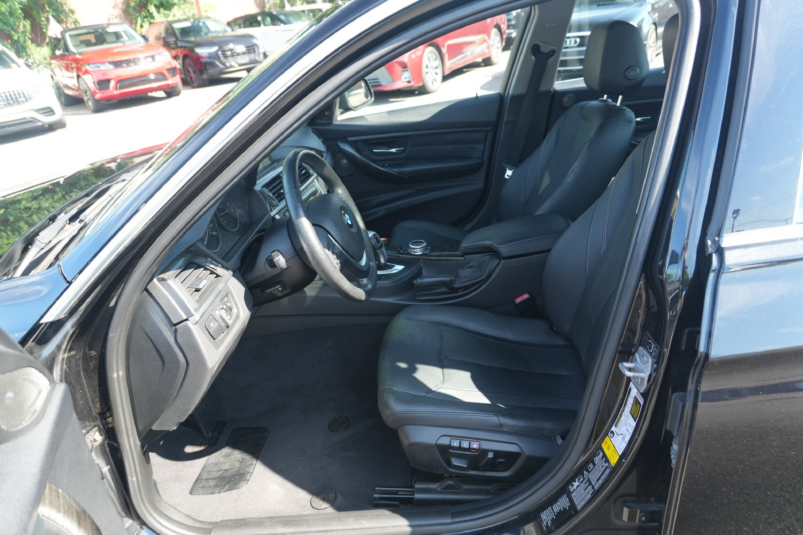 Used 2014 BMW 335i xDrive Sedan AWD/4WD image 13