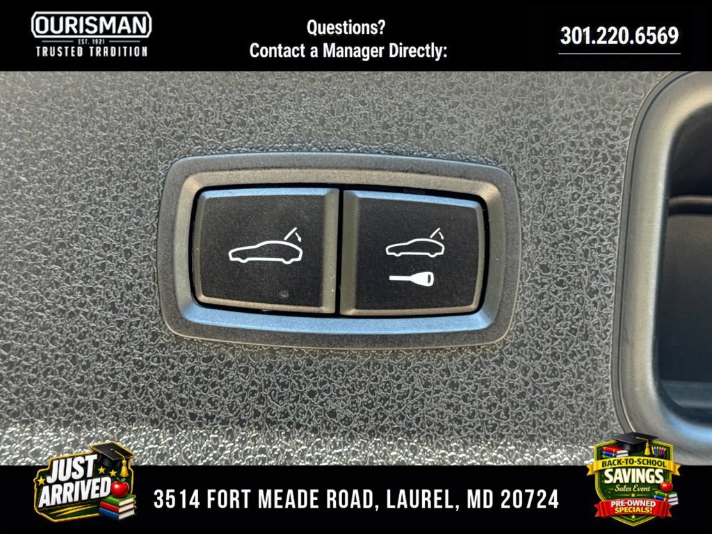 Used 2021 Porsche Macan AWD/4WD image 20