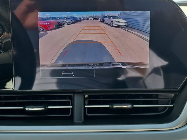 Used 2024 Chevrolet Trax RS w/ Driver Confidence Package image 26