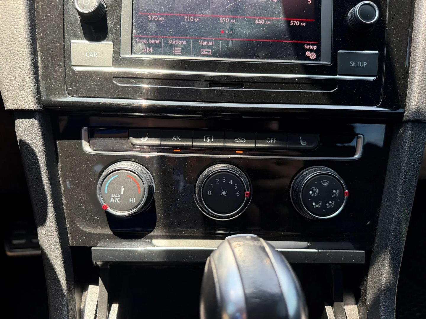Used 2019 Volkswagen GTI Rabbit Edition FWD image 27