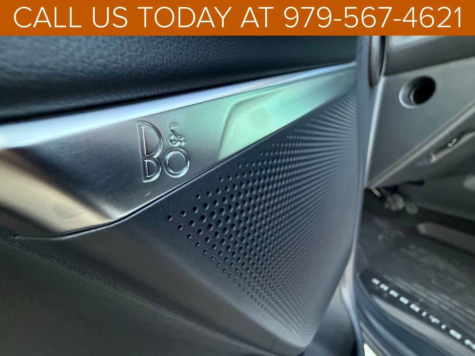 New 2025 Ford Expedition Platinum image 10