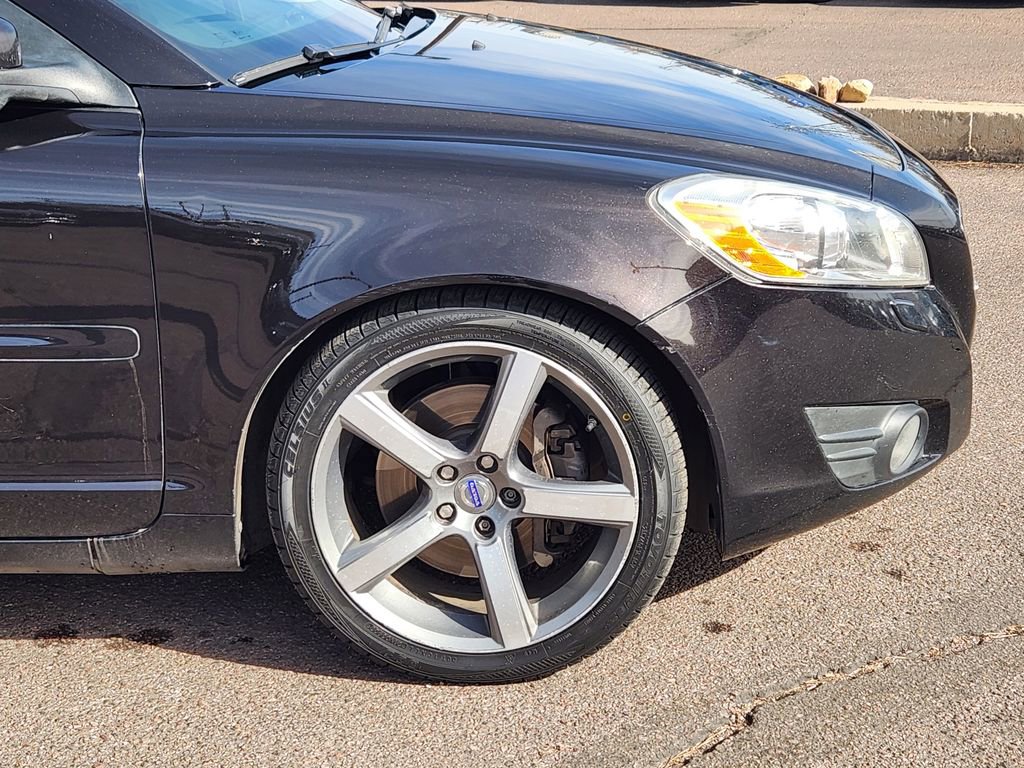 Used 2012 Volvo C70 T5 image 28