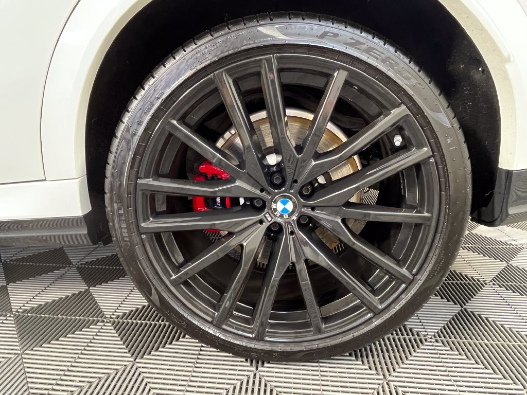 Used 2024 BMW X6 M60i AWD/4WD image 15