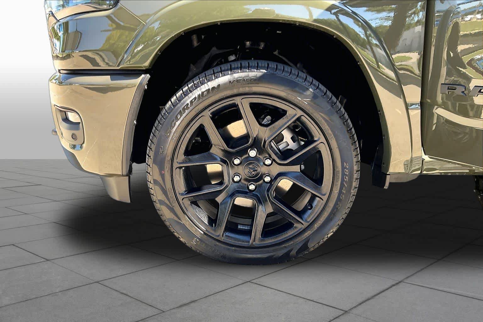 New 2027 RAM 1500 Laramie AWD/4WD image 11