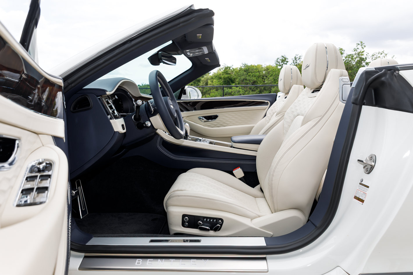 Certified 2025 Bentley Continental GT Speed AWD/4WD image 63