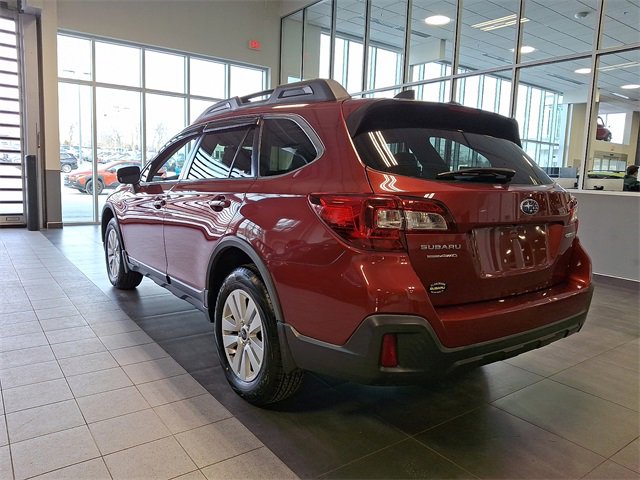 Used 2019 Subaru Outback 2.5i Premium image 4