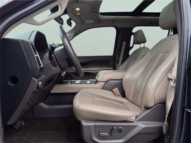Used 2021 Ford Expedition Limited image 12