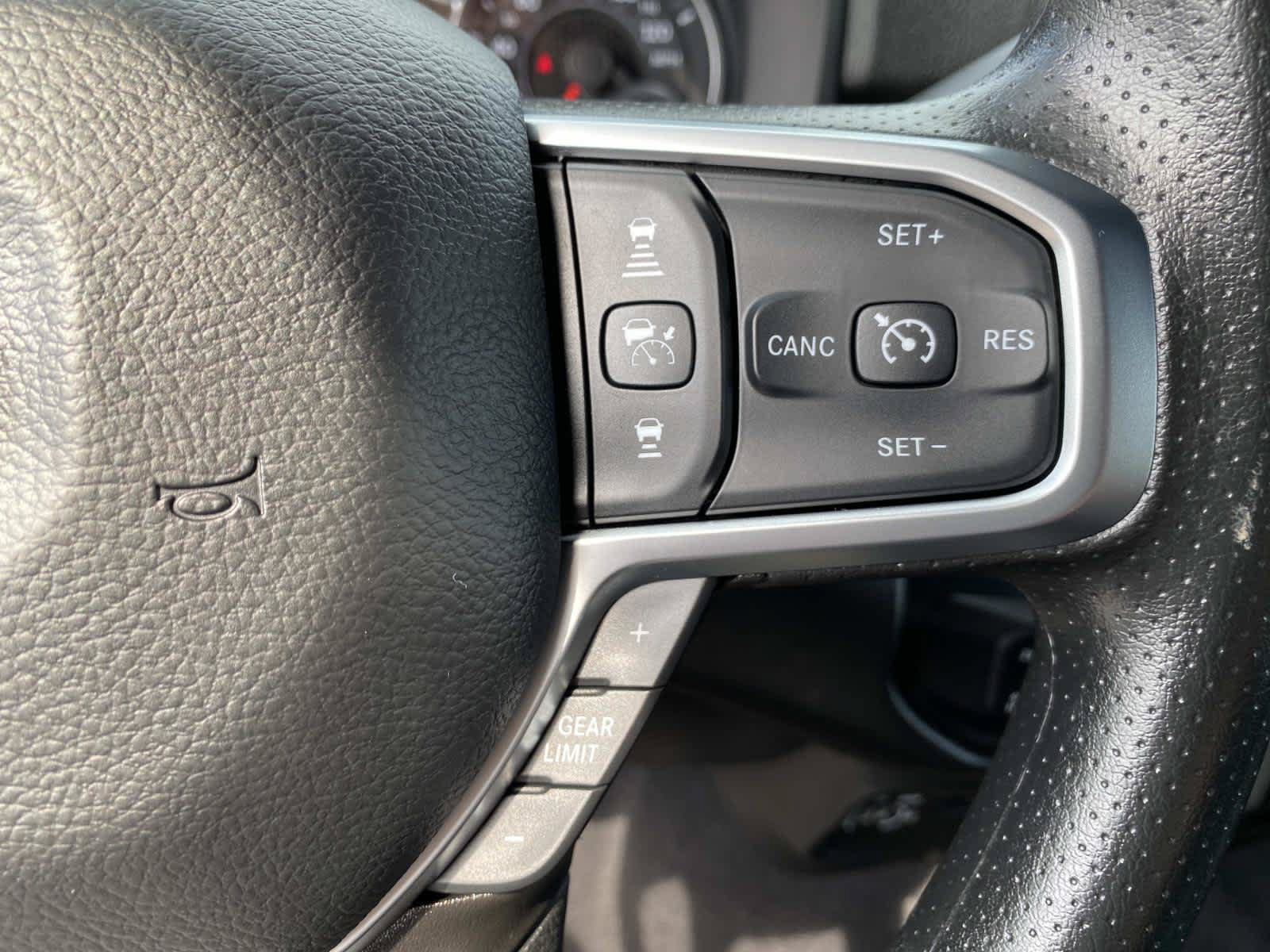 Certified 2025 RAM 2500 Tradesman AWD/4WD image 20