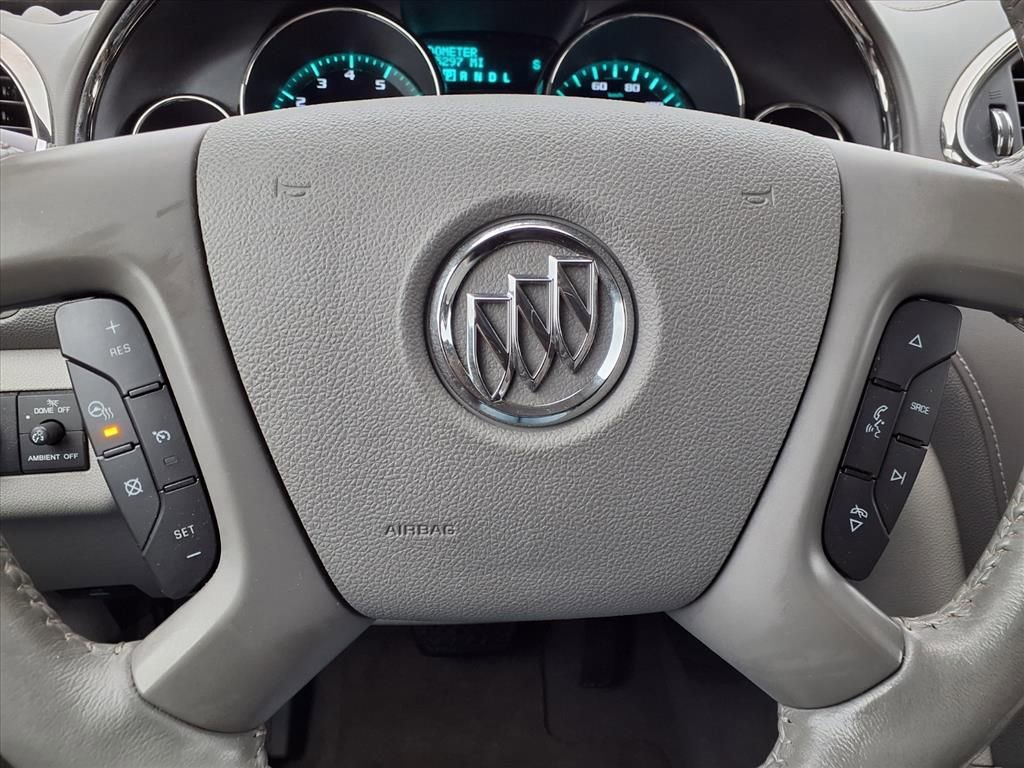Used 2015 Buick Enclave Leather image 11