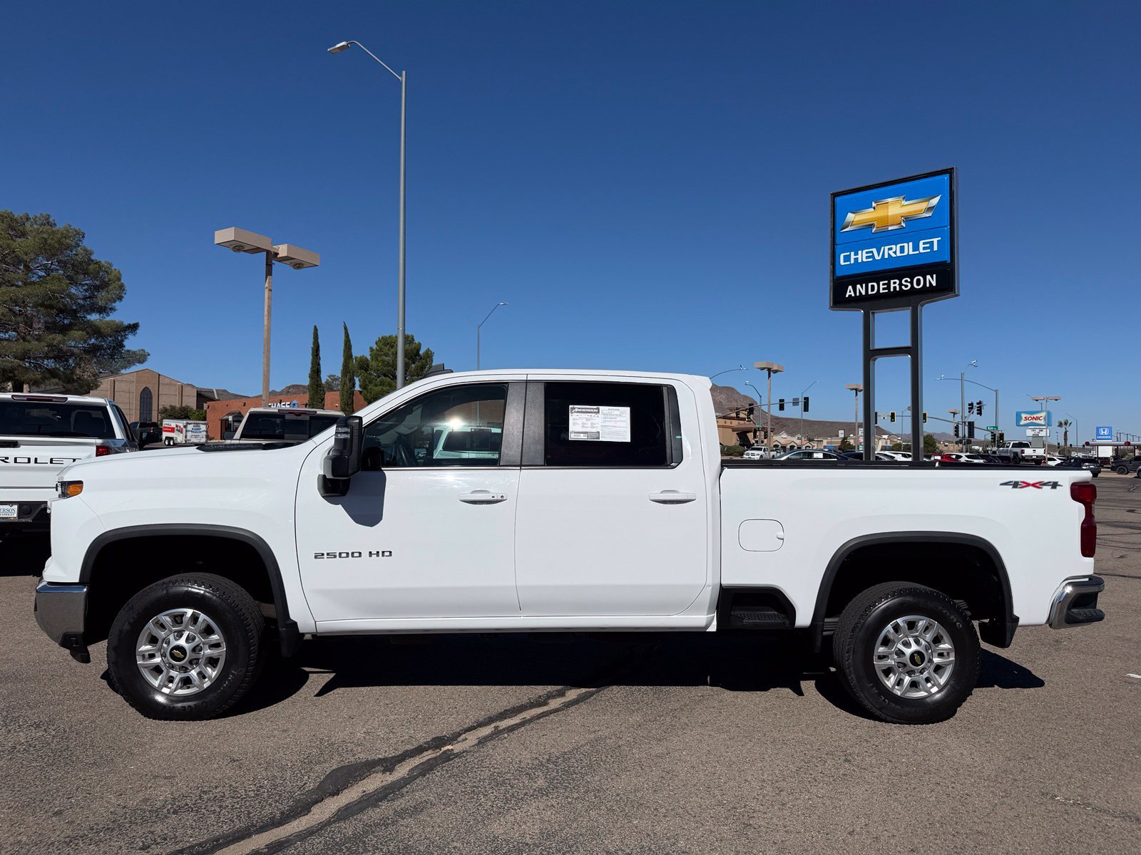 Certified 2024 Chevrolet Silverado 2500 LT AWD/4WD image 13