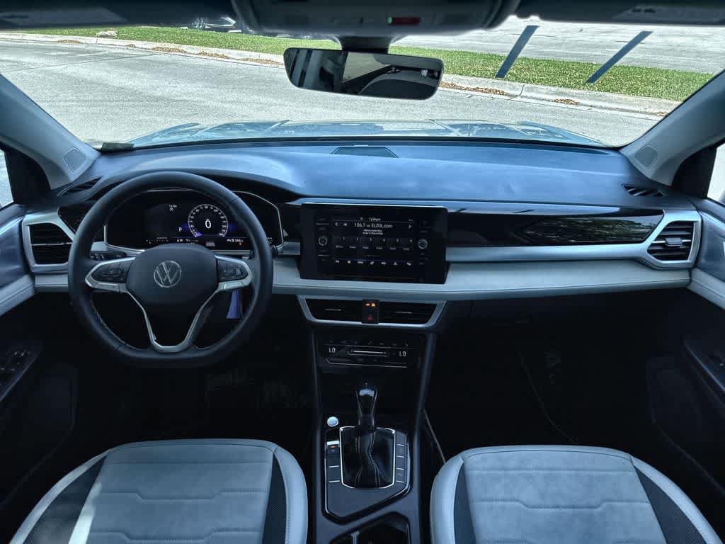 New 2026 Volkswagen Taos SE FWD image 24