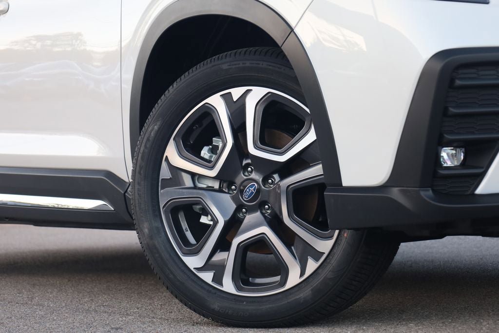 New 2026 Subaru Ascent Limited AWD/4WD image 3