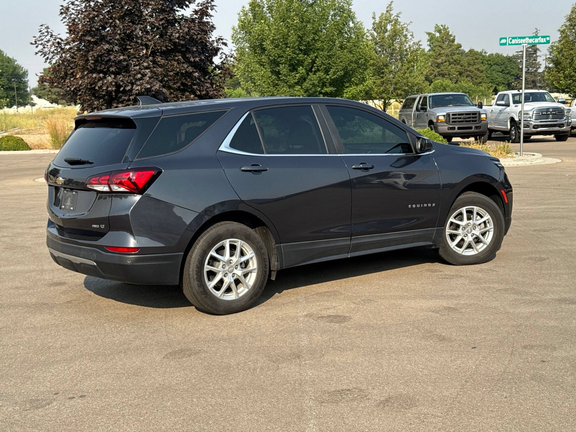 Used 2023 Chevrolet Equinox LT w/ Driver Convenience Package AWD/4WD image 6