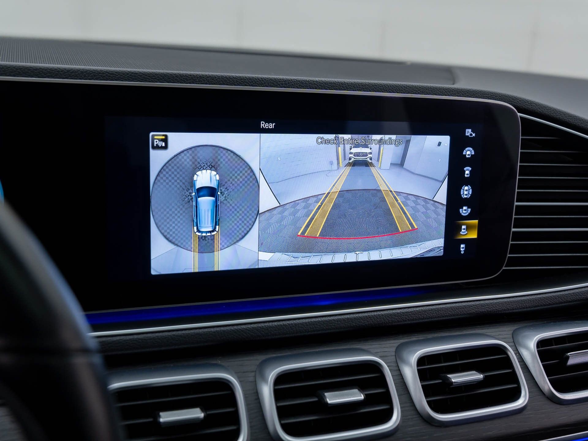 Used 2023 Mercedes-Benz GLE 350 4MATIC image 25