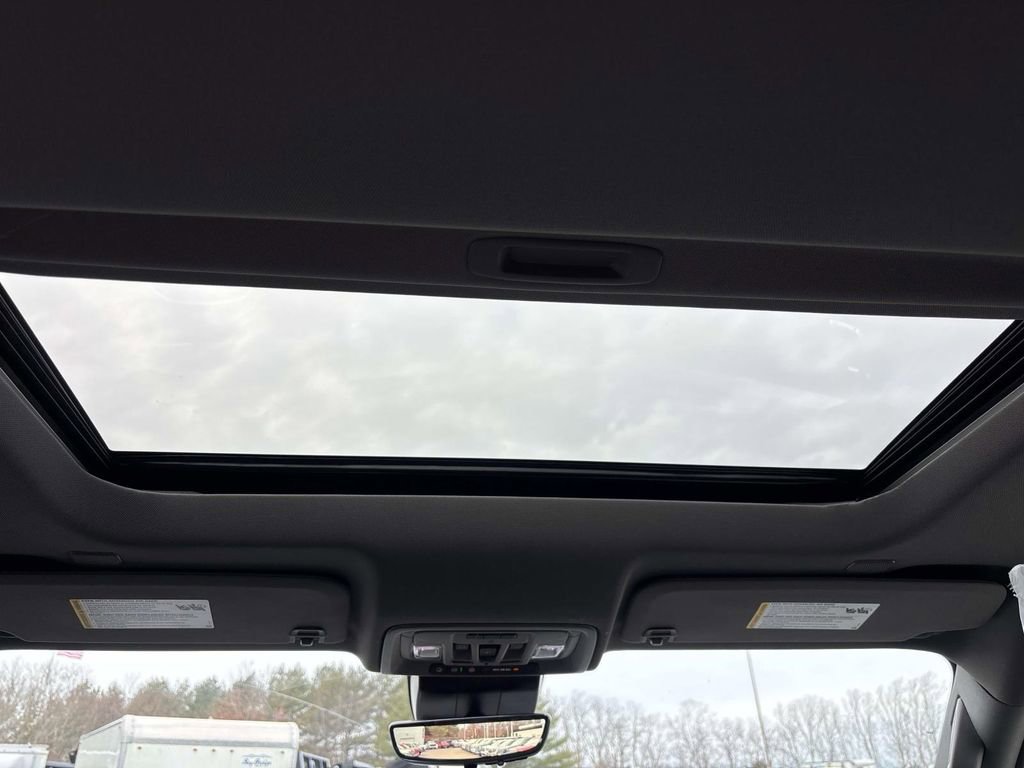 New 2026 GMC Sierra 1500 Denali w/ Technology Package image 8