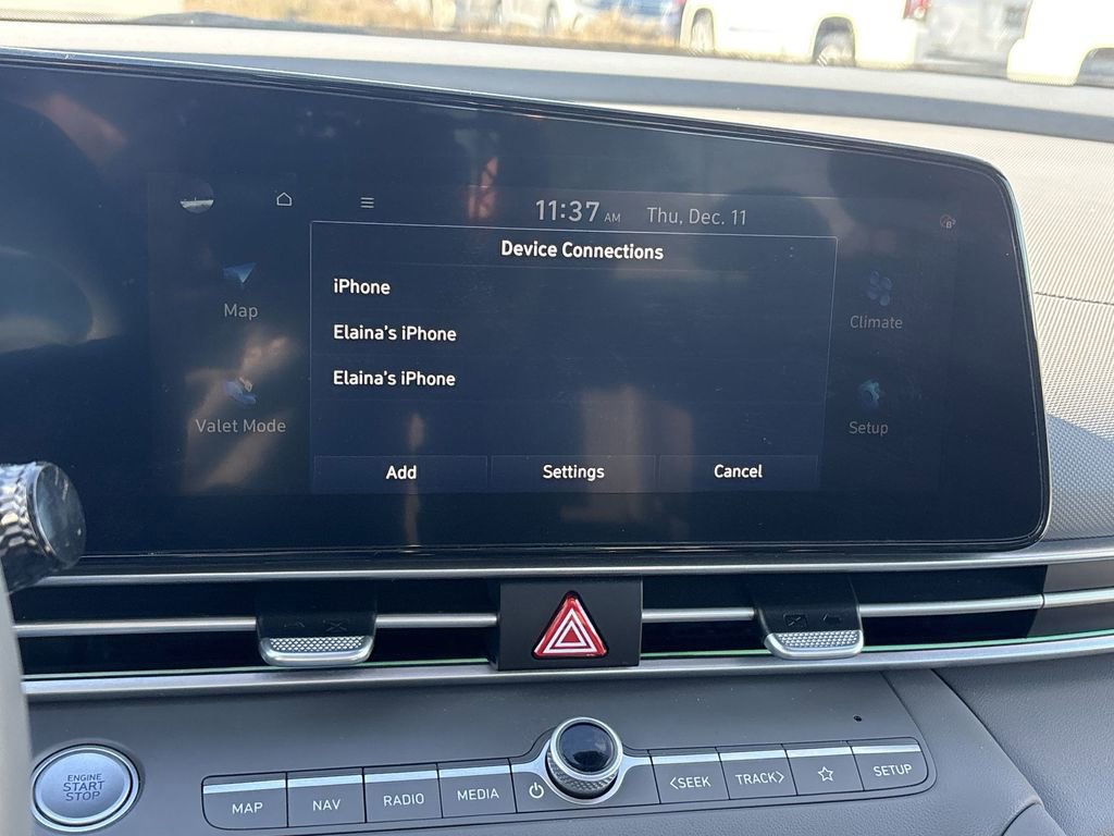 Used 2025 Hyundai Elantra SEL image 38