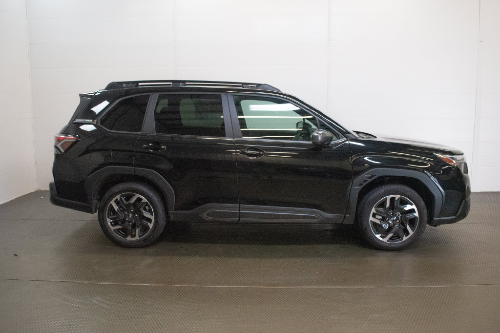 Used 2026 Subaru Forester Limited AWD/4WD image 3