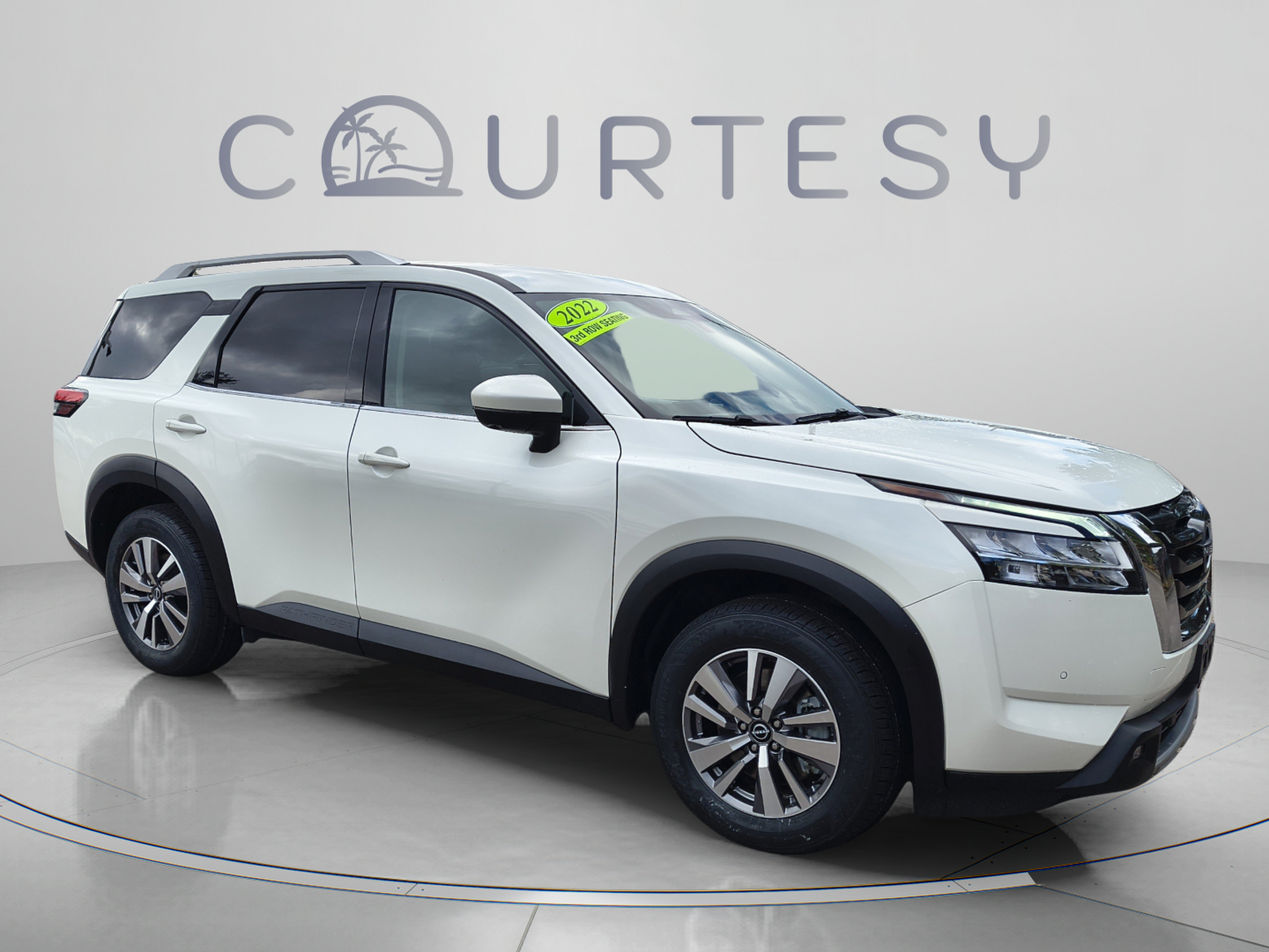Certified 2022 Nissan Pathfinder SL w/ Cargo Package AWD/4WD image 9