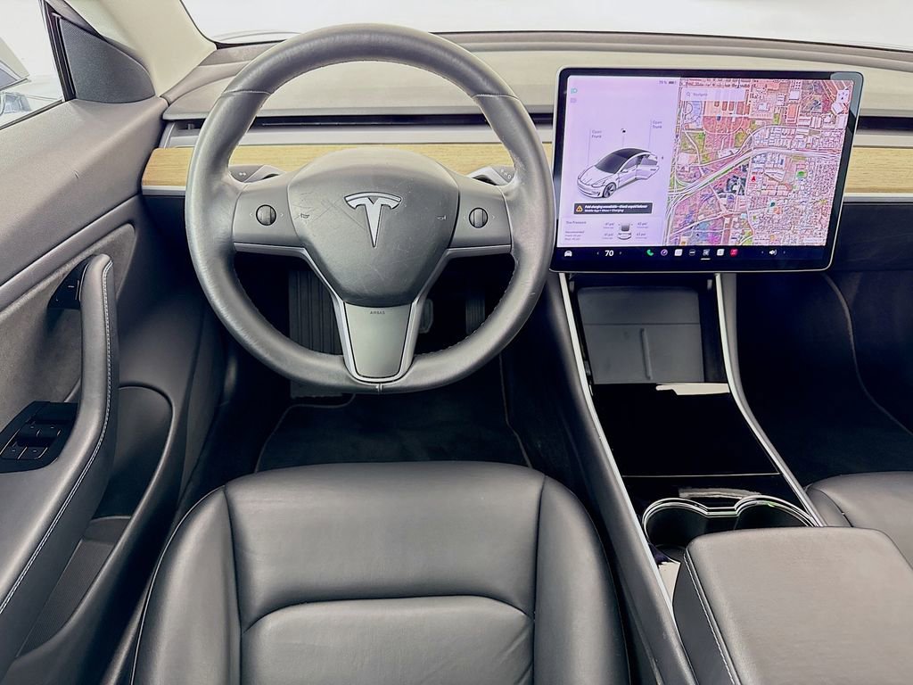 Used 2018 Tesla Model 3 image 22