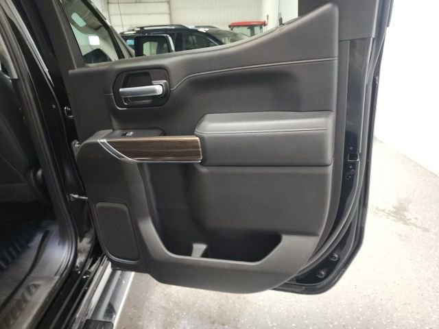 Used 2021 Chevrolet Silverado 1500 LT w/ Convenience Package II image 23