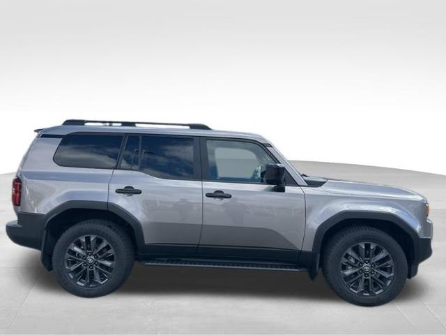 Used 2024 Toyota Land Cruiser w/ Premium Package image 7