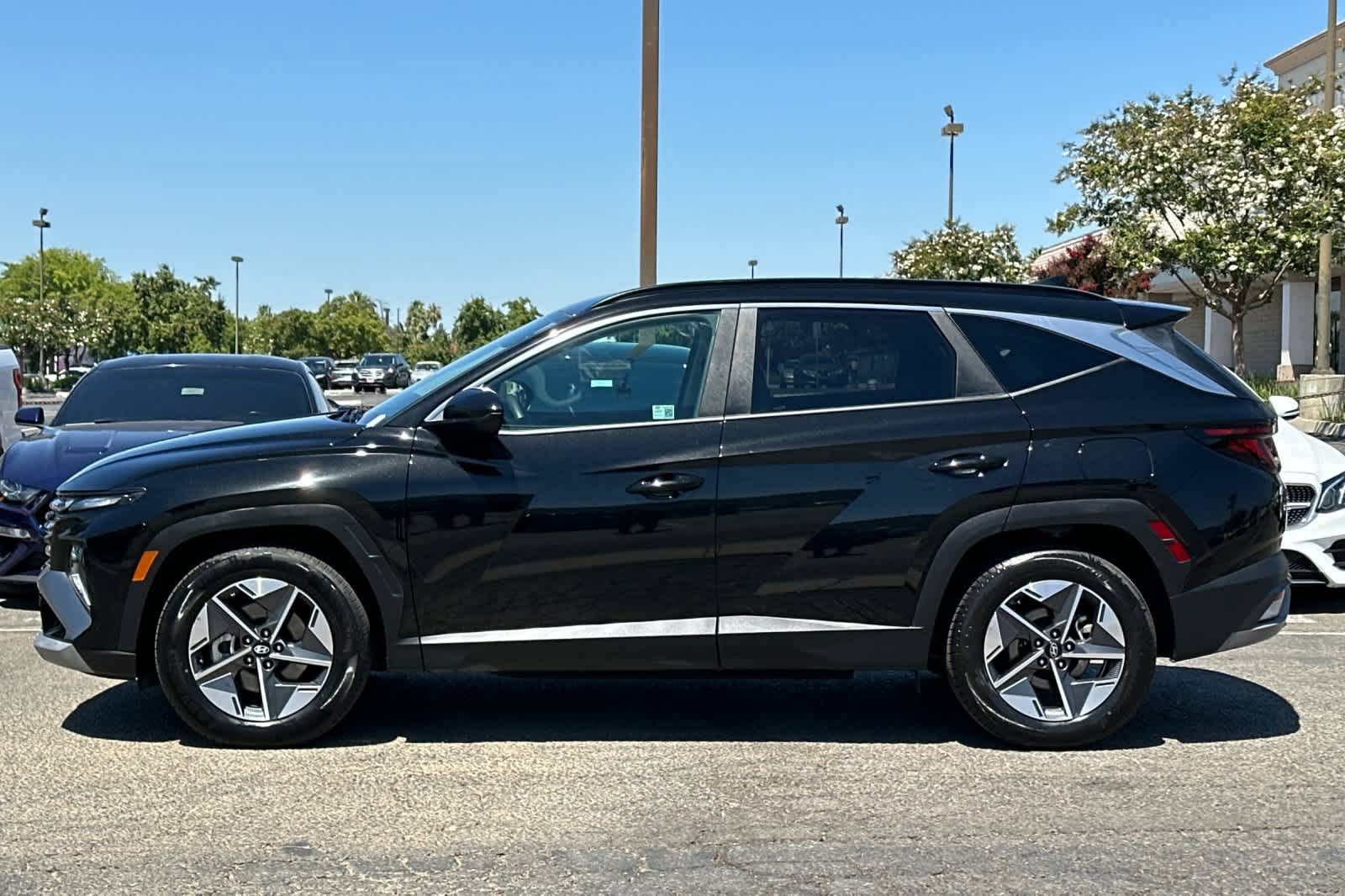 Used 2025 Hyundai Tucson SEL FWD image 5