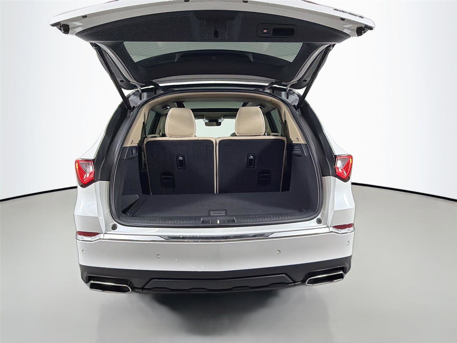 Used 2022 Acura MDX SH-AWD w/ Technology Package image 24