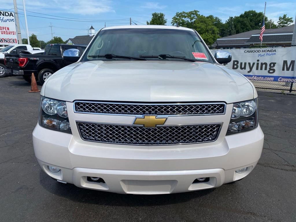 Used 2012 Chevrolet Suburban LTZ AWD/4WD image 8