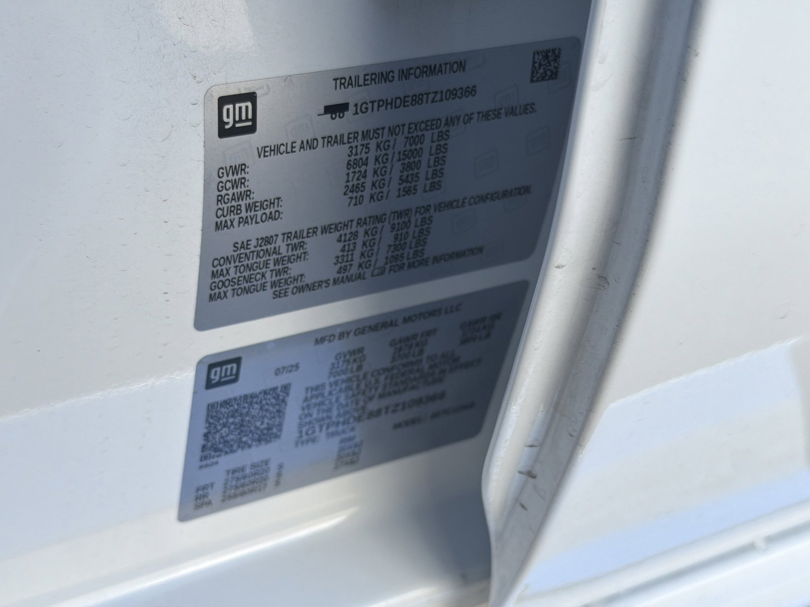 Used 2026 GMC Sierra 1500 SLT RWD image 33