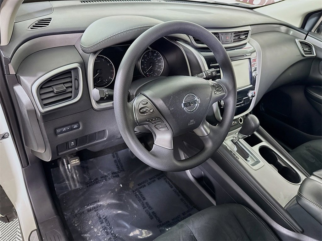 Used 2020 Nissan Murano S image 16