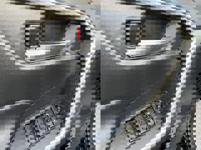 Used 2021 Toyota RAV4 XLE w/ Convenience Package image 15