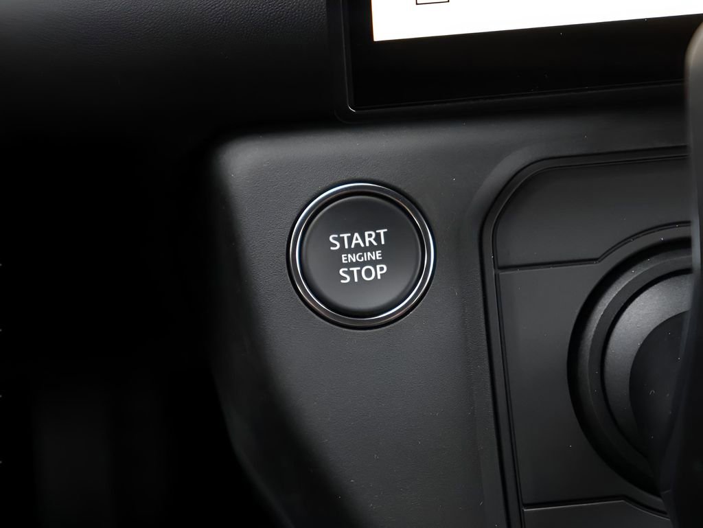 New 2026 Land Rover Defender 110 S image 27