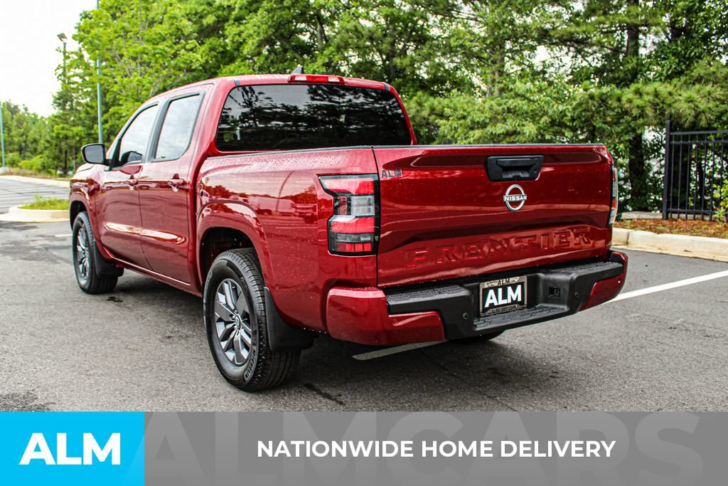 Used 2025 Nissan Frontier SV RWD image 4